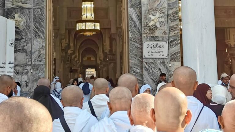 The Ultimate DIY Umrah Guide: Step‑by‑Step for 2025